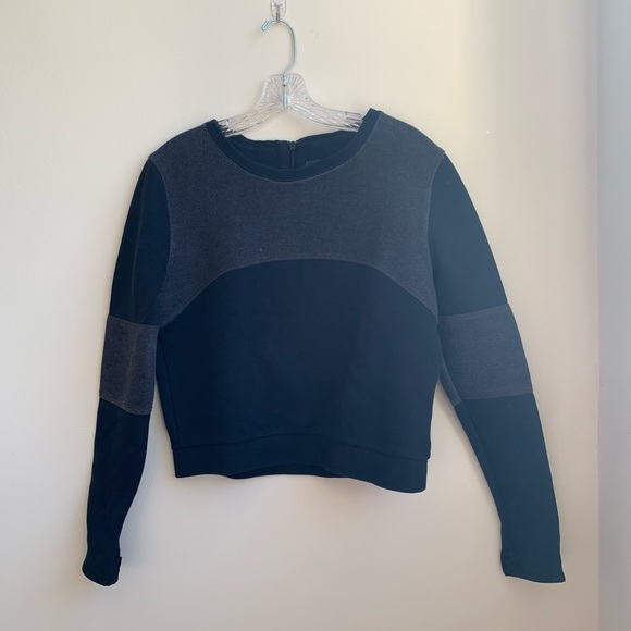 Nike Sportswear Tech Fleece Crew Sweatershirt 🖤 - Picture 6 of 12